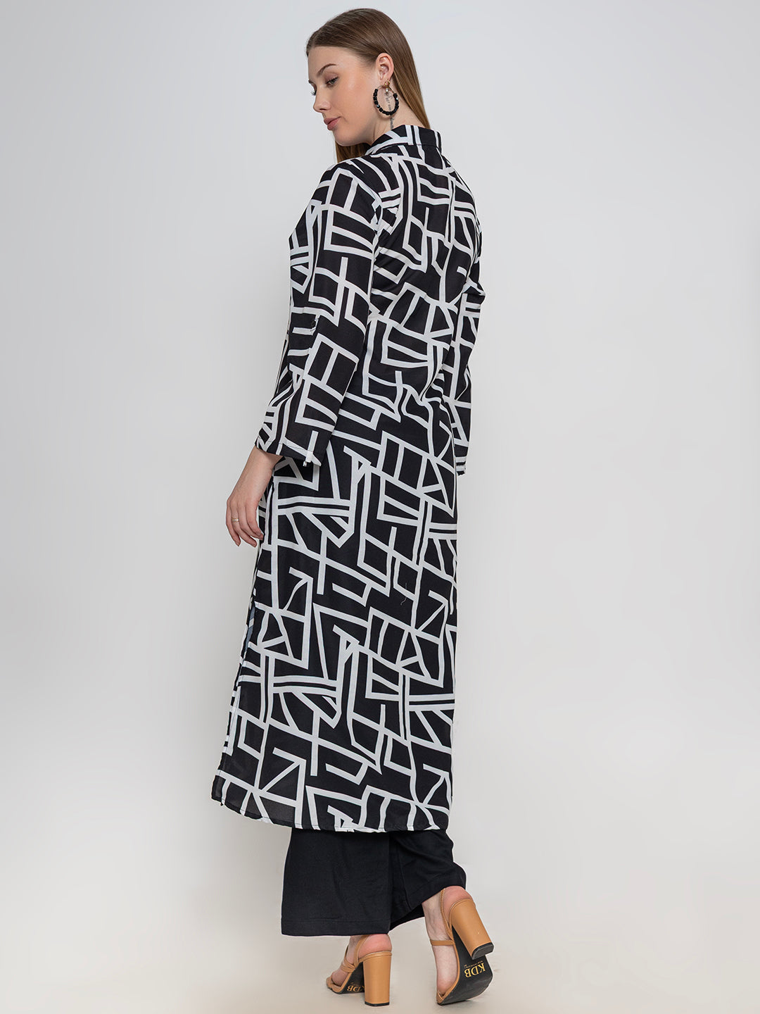 Monochrome long shirt coord set